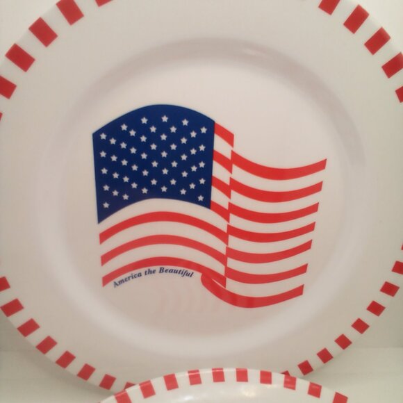 Melamine Ware America The Beautiful Plates Lot of 4 Flag 10" Patriotic July 4th - Picture 1 of 11
